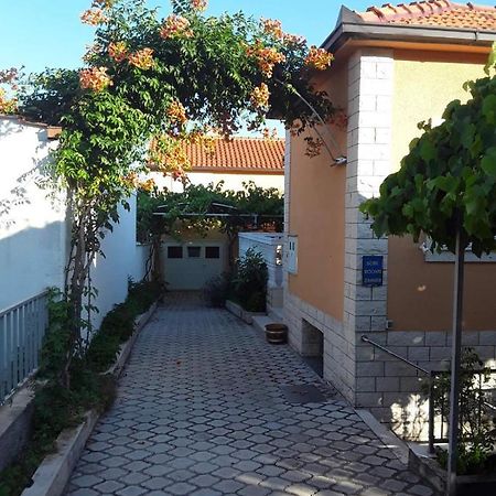 Apartment Dijana Оребич Экстерьер фото